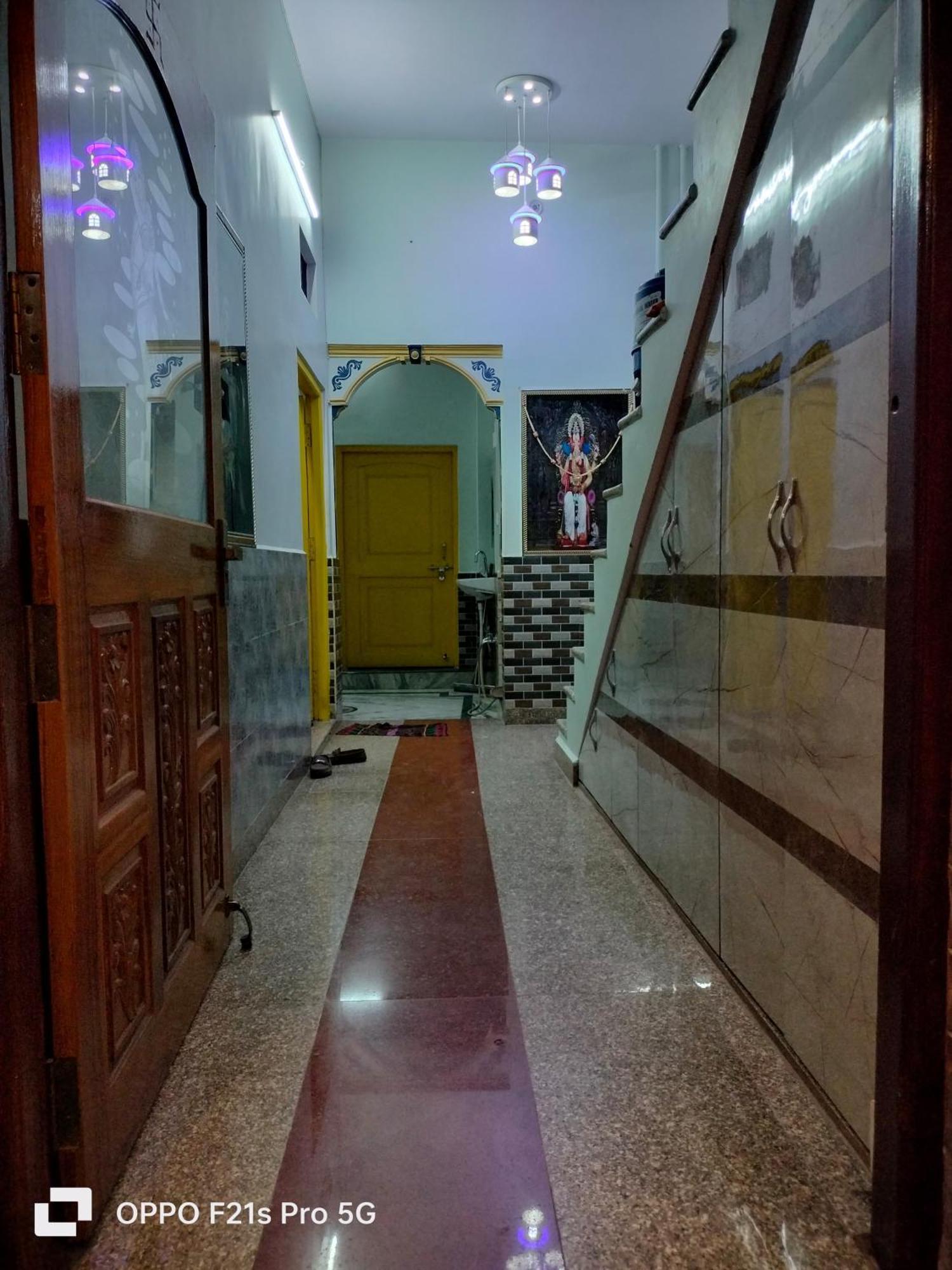 Nidhivan P. Guest House Varanasi Exterior photo